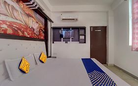 Oyo Flagship Hotel Parth